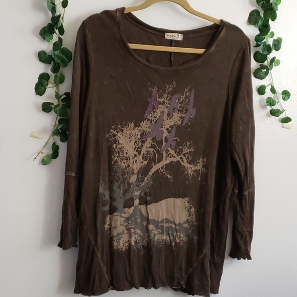 One World Live and Let Live Top - Picture 4 of 8